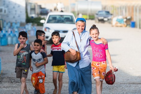 La tendresse dans l’exode avec les Petites Soeurs de Jésus à Ashti