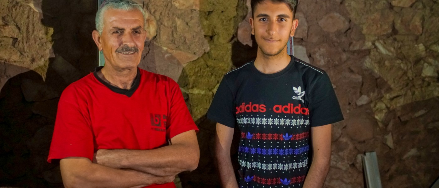 Majid and Fadi, a pair of father-son PVC joiners for the city of Bartella