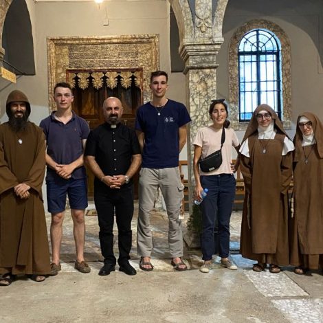 À Karamless auprès des plus pauvres À Karamless auprès des plus pauvres